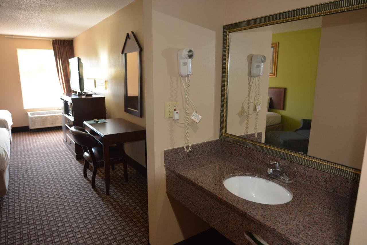 Jameson Inn And Suites Hazelhurst Hazlehurst Esterno foto